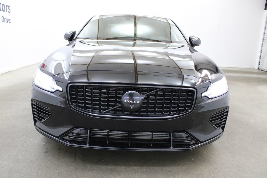 Certified 2024 Volvo S60 T8 Plus w/ Climate Package AWD/4WD image 7