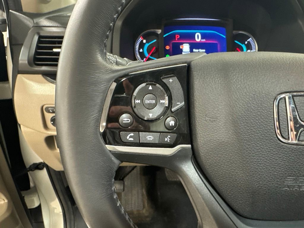 Used 2019 Honda Pilot Touring image 9