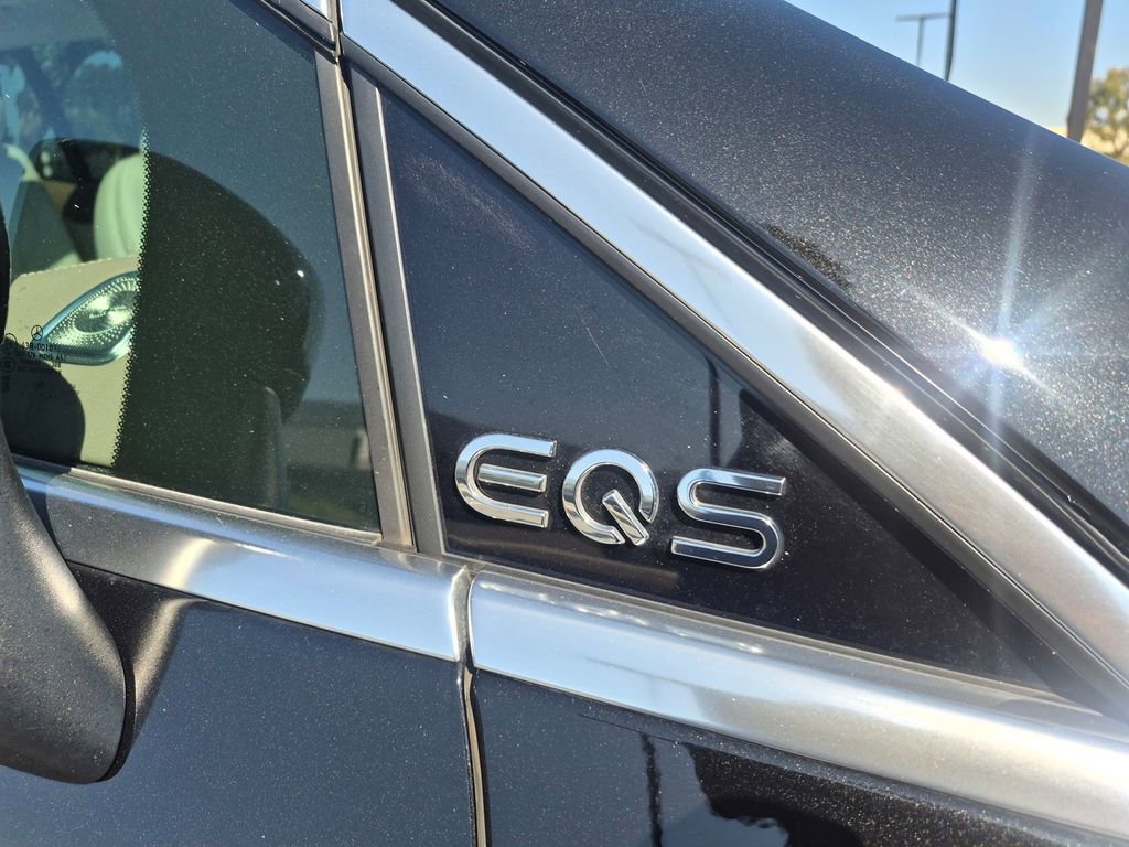 Used 2023 Mercedes-Benz EQS 580 4MATIC SUV image 9