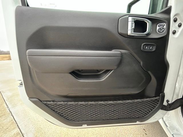 Used 2022 Jeep Wrangler Unlimited Sport image 15