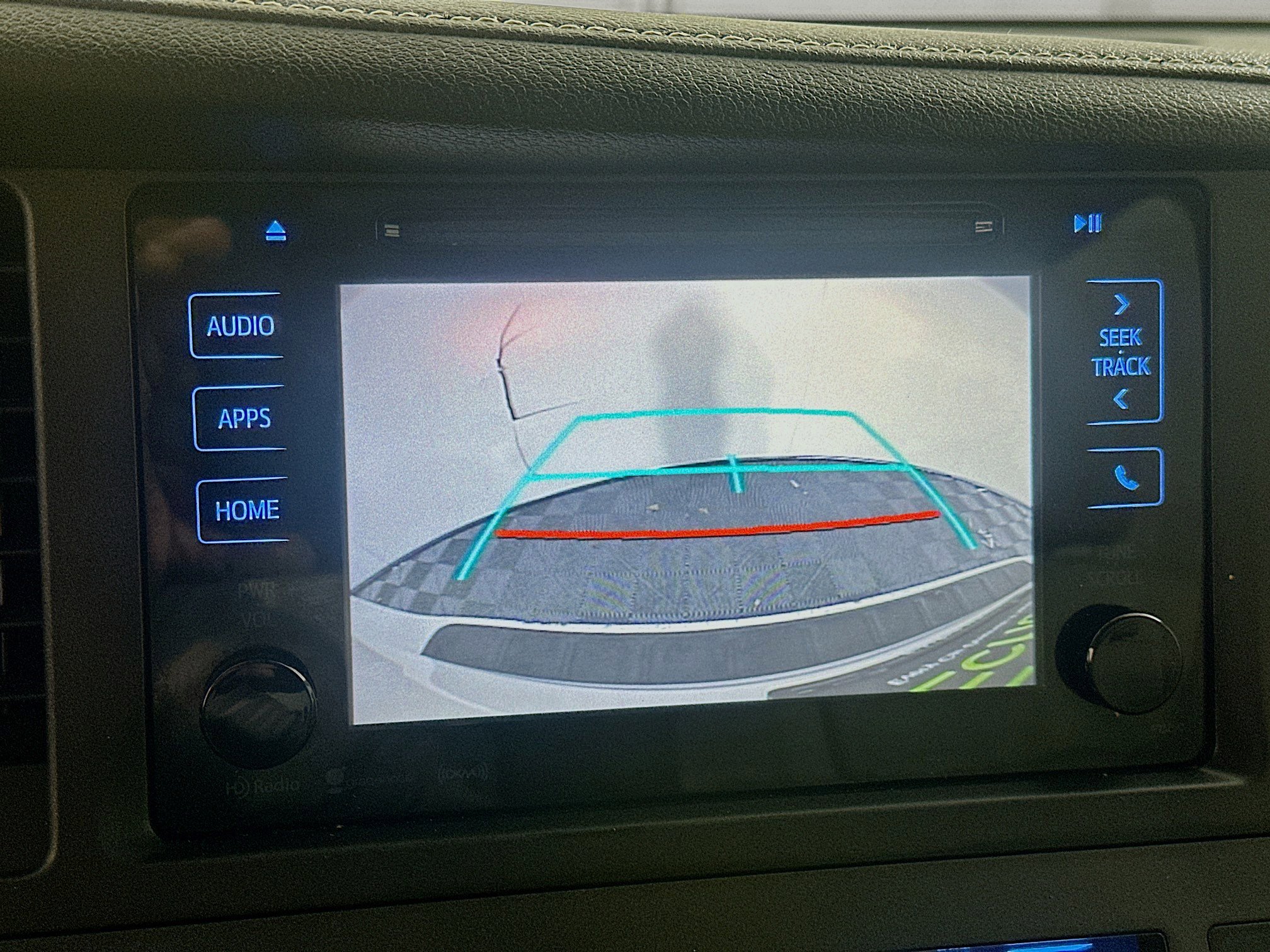 Used 2017 Toyota Sienna XLE image 19