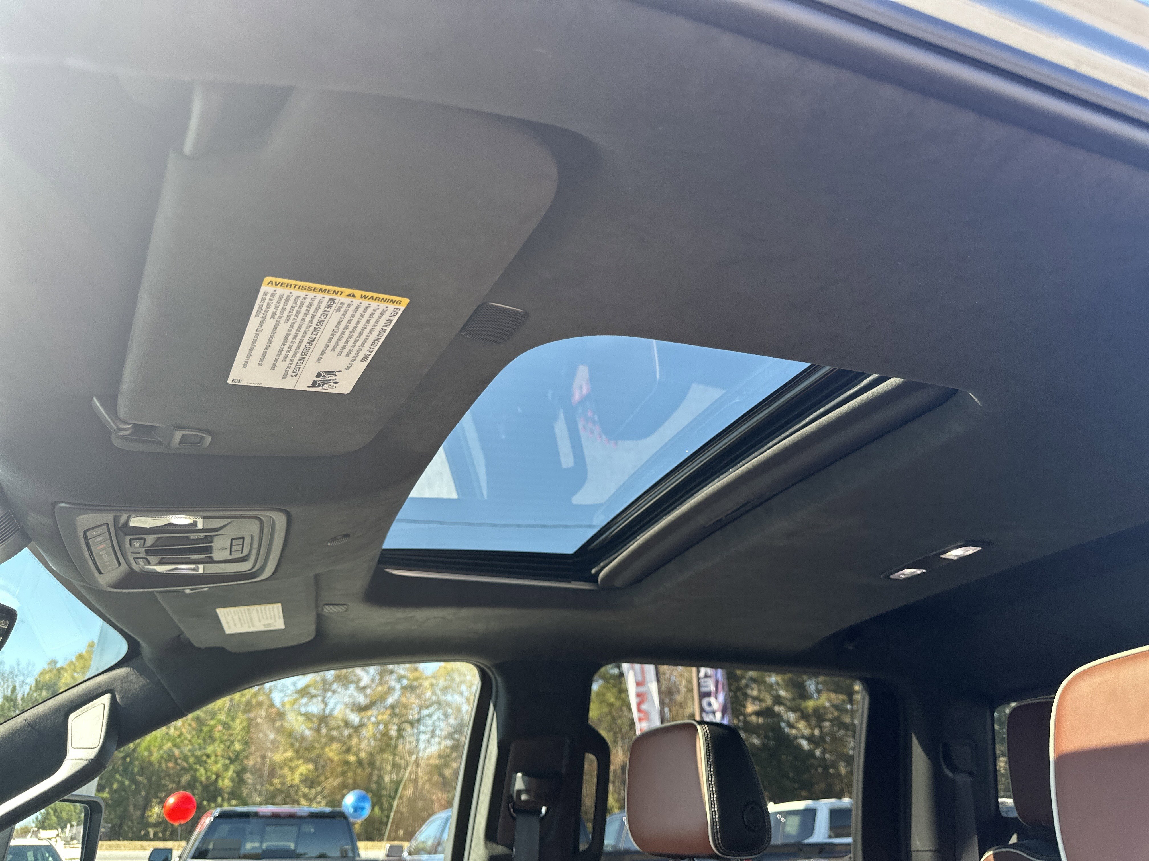 Used 2024 GMC Sierra 3500 Denali Ultimate image 28