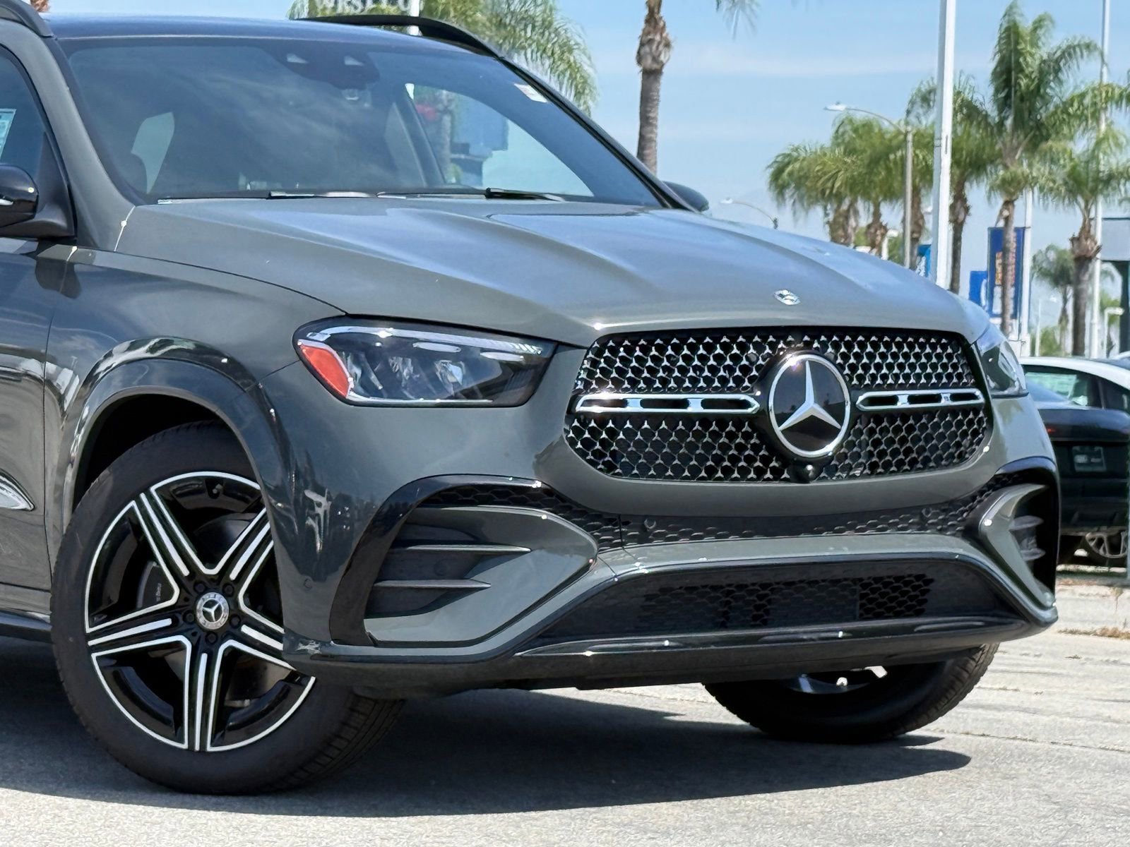 New 2026 Mercedes-Benz GLE 450 4MATIC image 3