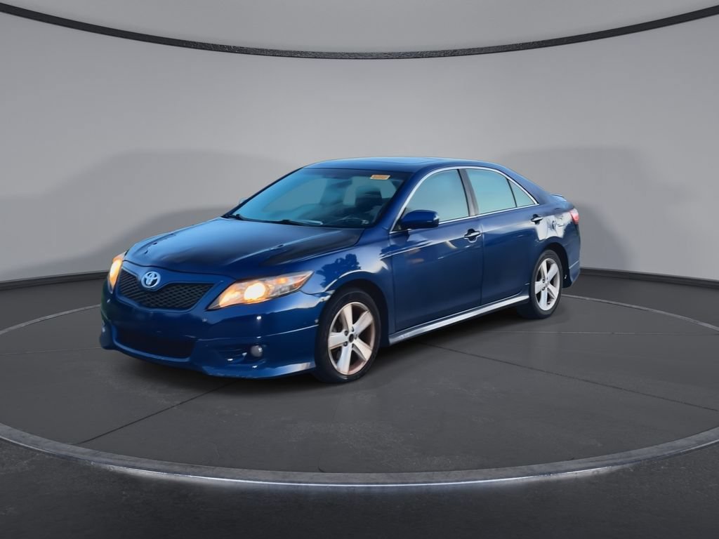 Used 2011 Toyota Camry SE w/ SE Extra-Value Pkg #1 FWD image 4