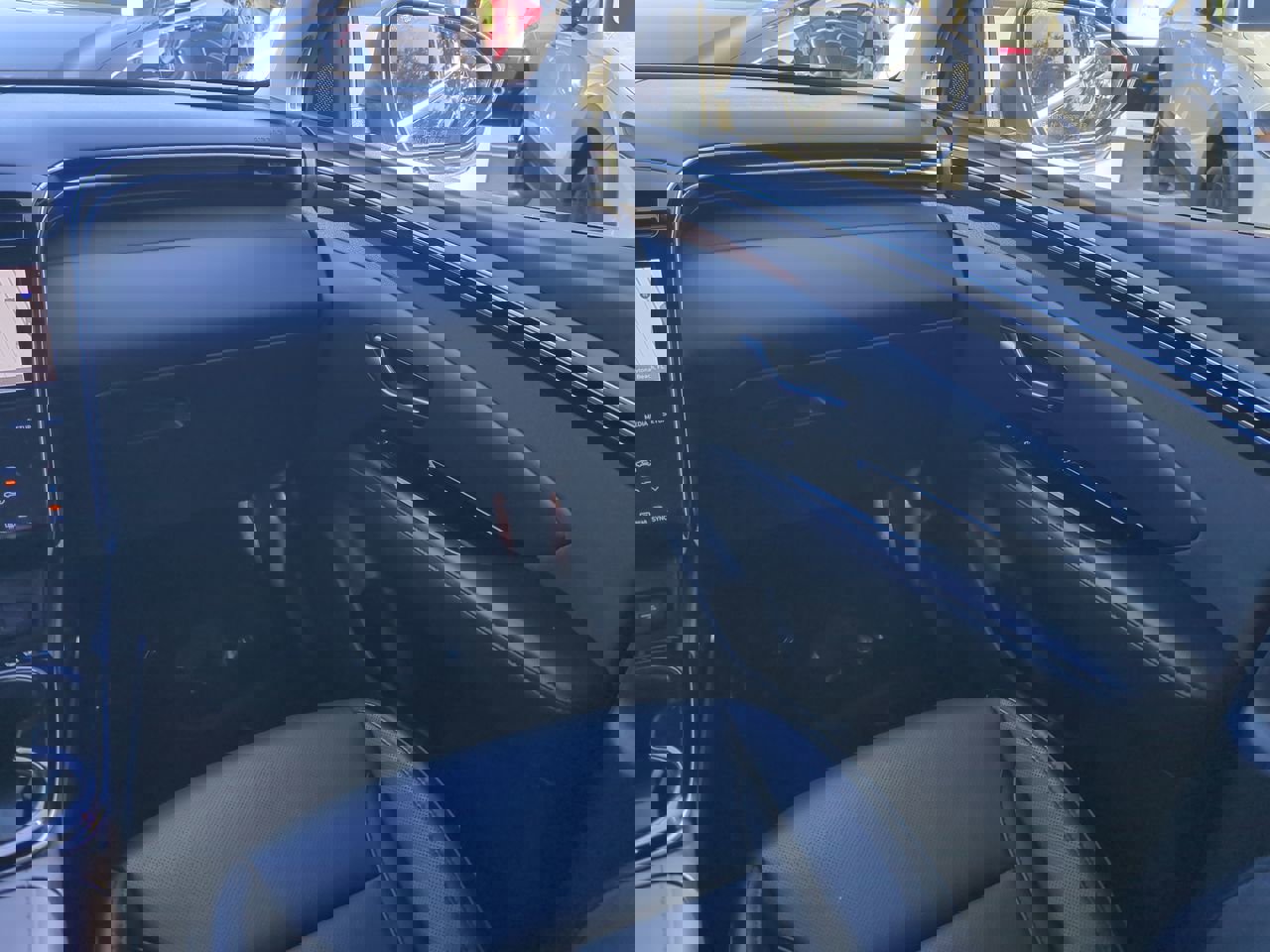 Used 2024 Hyundai Tucson Limited image 17