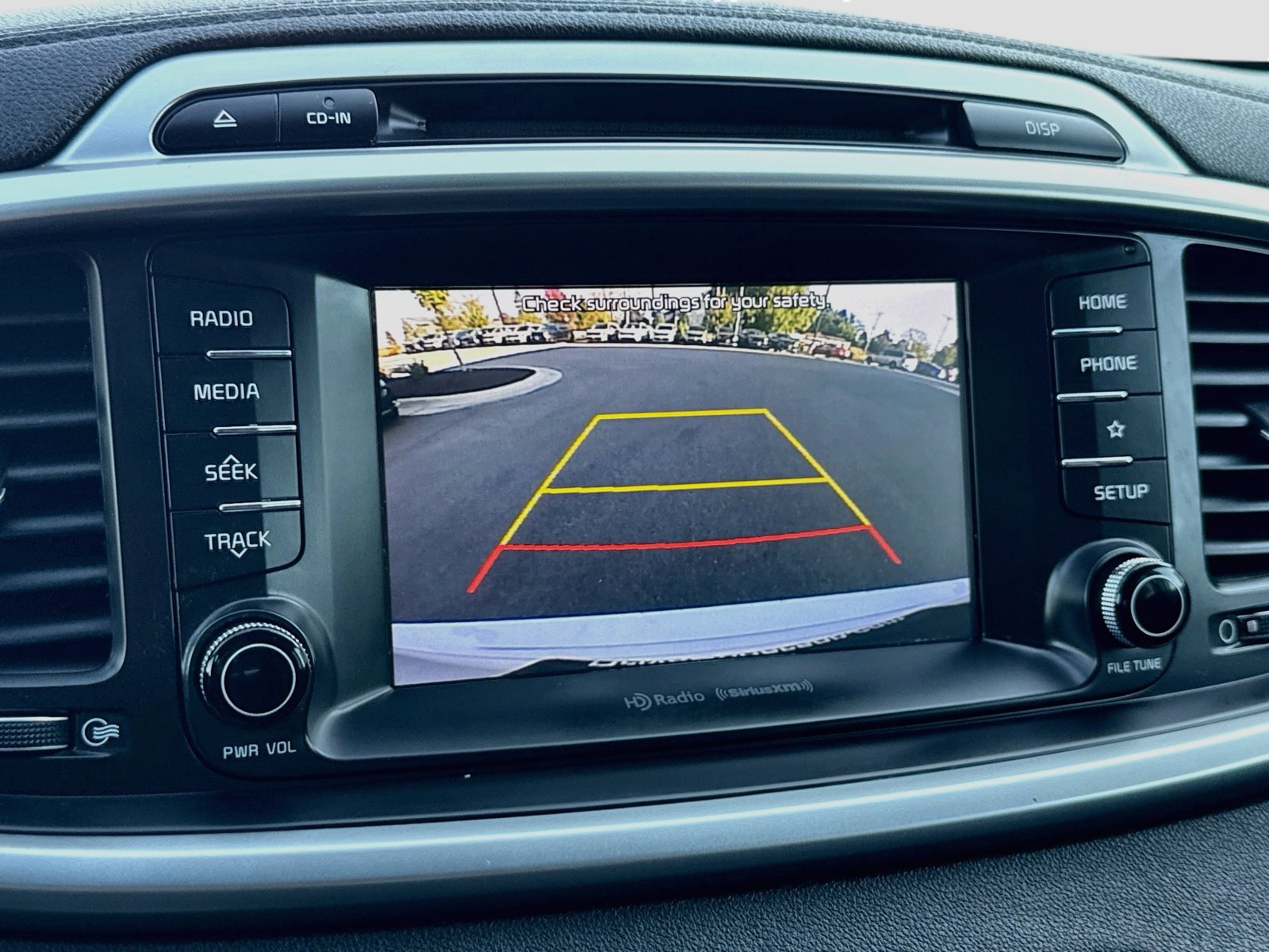 Used 2019 Kia Sorento AWD w/ LX Convenience Package image 17