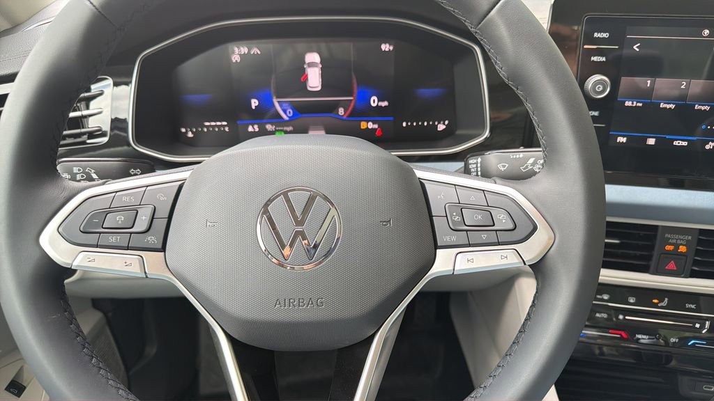 New 2026 Volkswagen Jetta SE FWD image 11