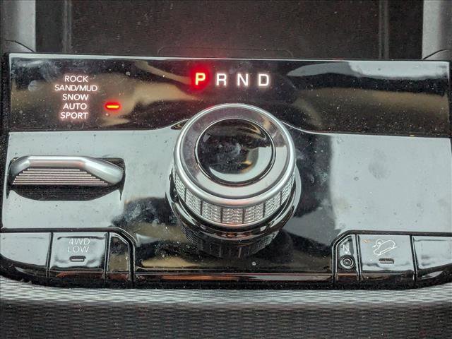 Used 2023 Jeep Grand Cherokee 30th Anniversary image 14