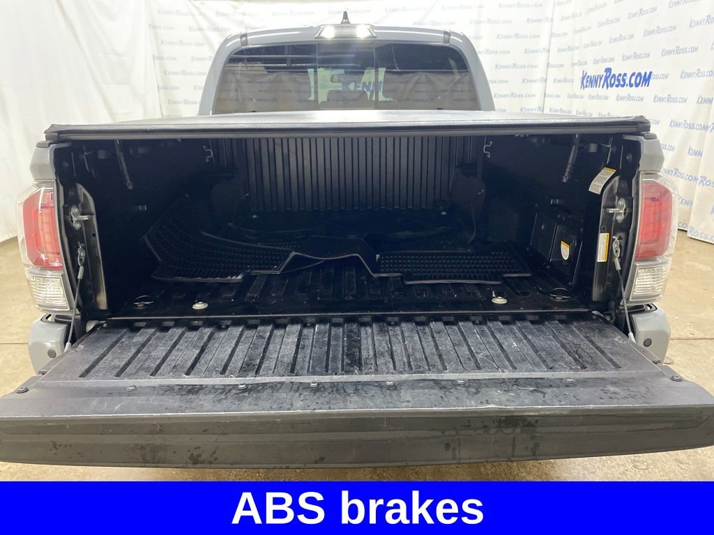 Used 2021 Toyota Tacoma TRD Off-Road w/ Technology Package image 12