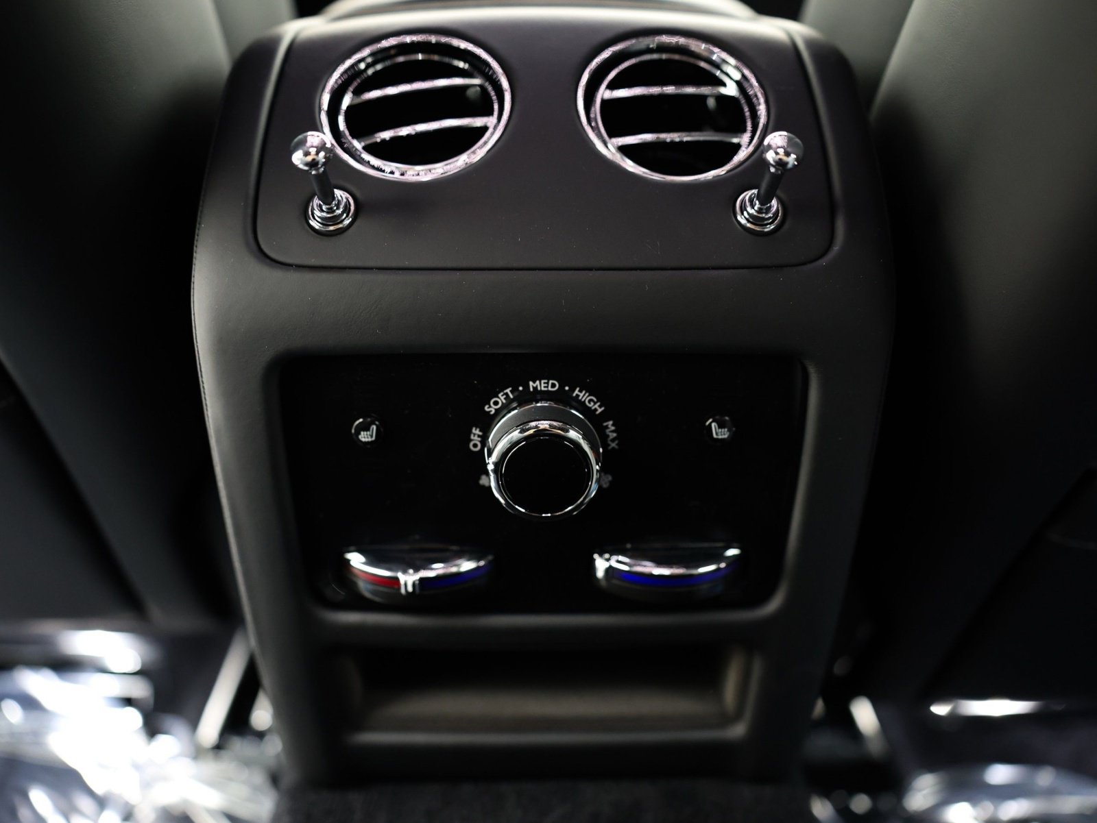 New 2027 Rolls-Royce Ghost AWD/4WD image 24