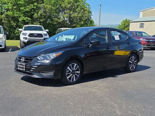 Used 2023 Nissan Versa SV FWD image 9
