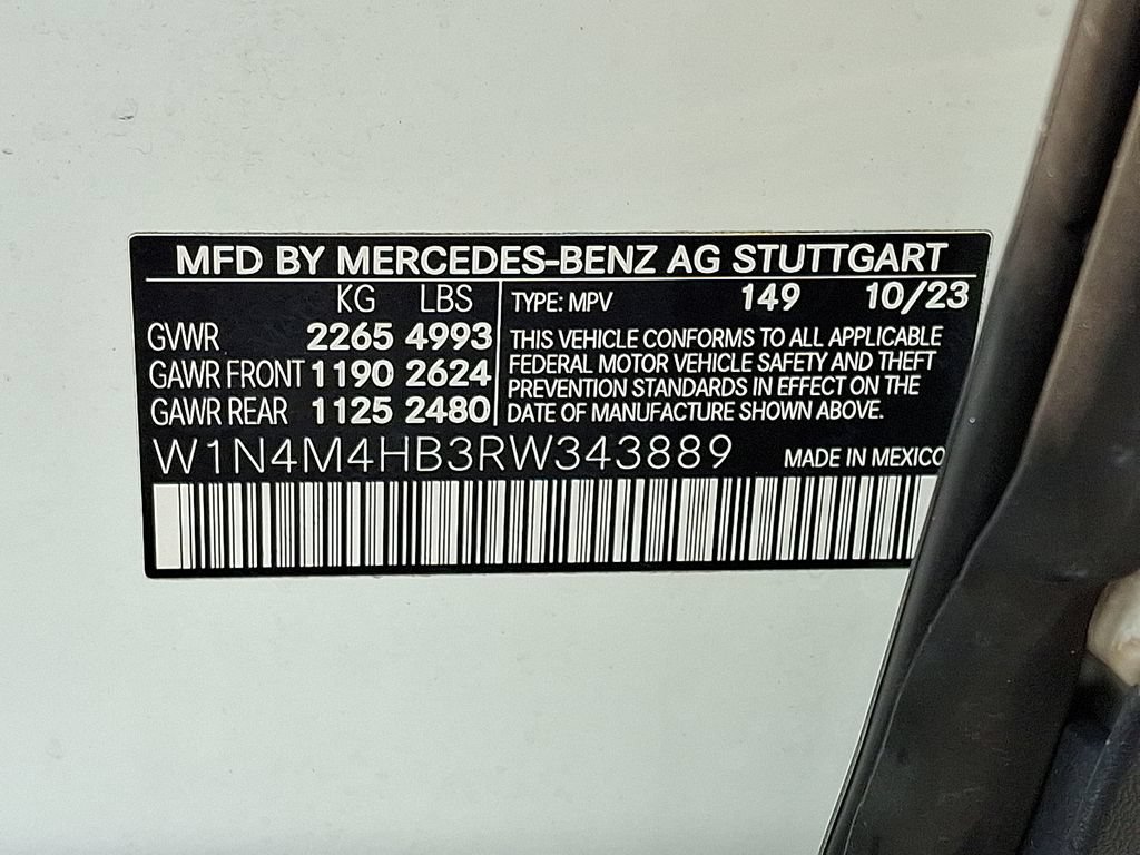 Used 2024 Mercedes-Benz GLB 250 4MATIC image 27