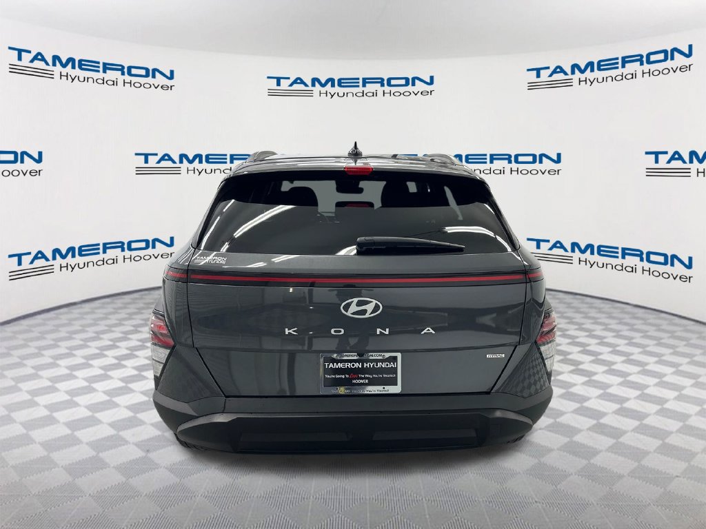 Used 2025 Hyundai Kona SEL AWD/4WD image 4