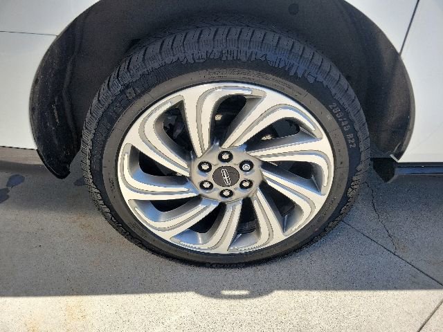 Certified 2023 Lincoln Navigator L Reserve AWD/4WD image 16
