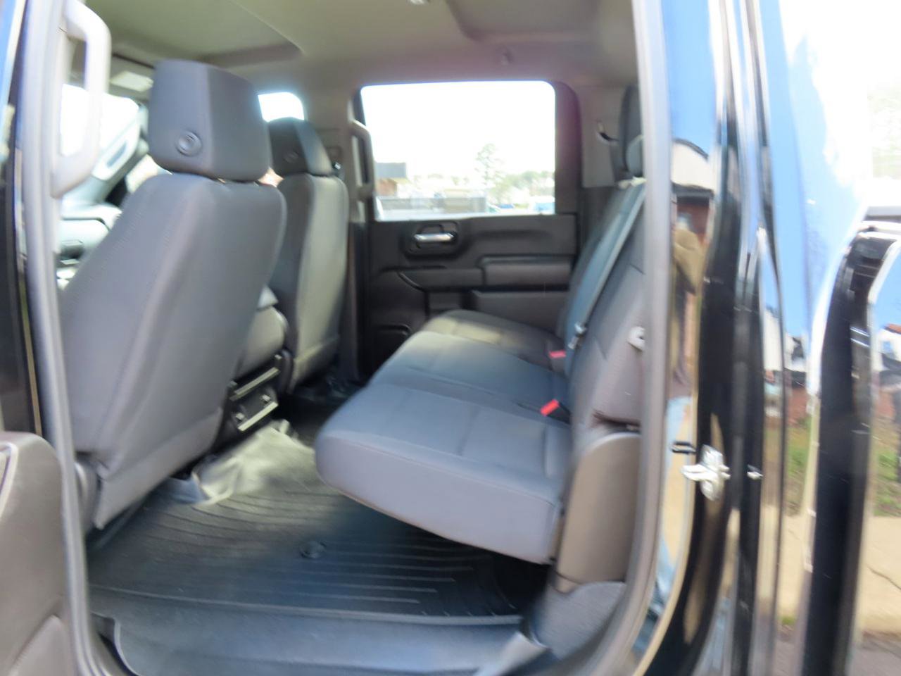 Used 2024 Chevrolet Silverado 2500 Custom w/ Z71 Off-Road Package AWD/4WD image 20