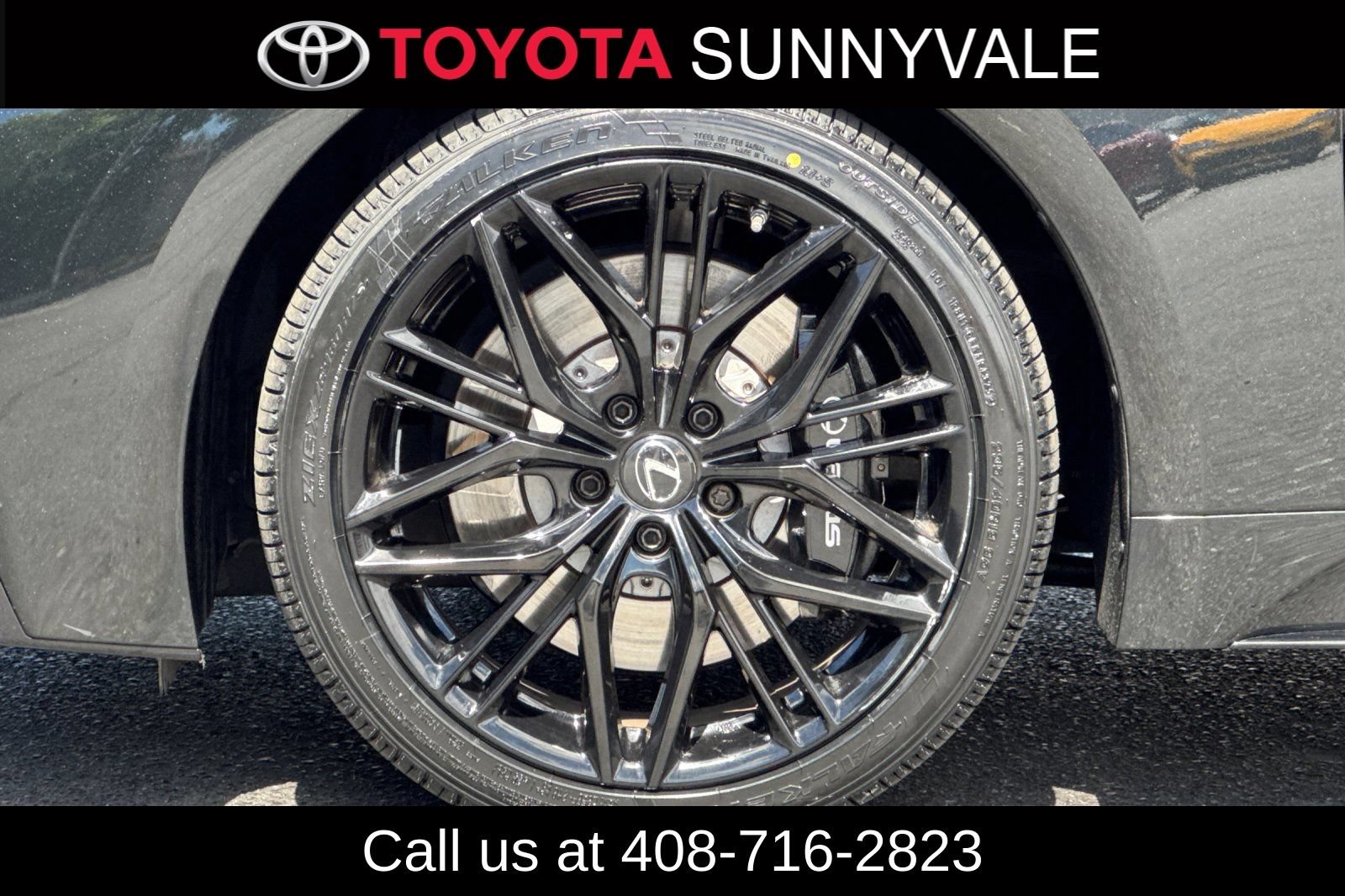 Used 2022 Lexus IS 500 RWD image 12