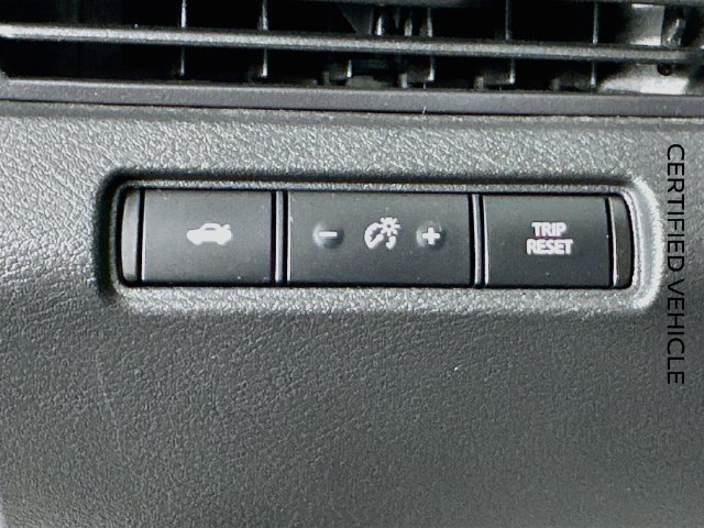 Certified 2024 Nissan Altima 2.5 SR FWD image 12