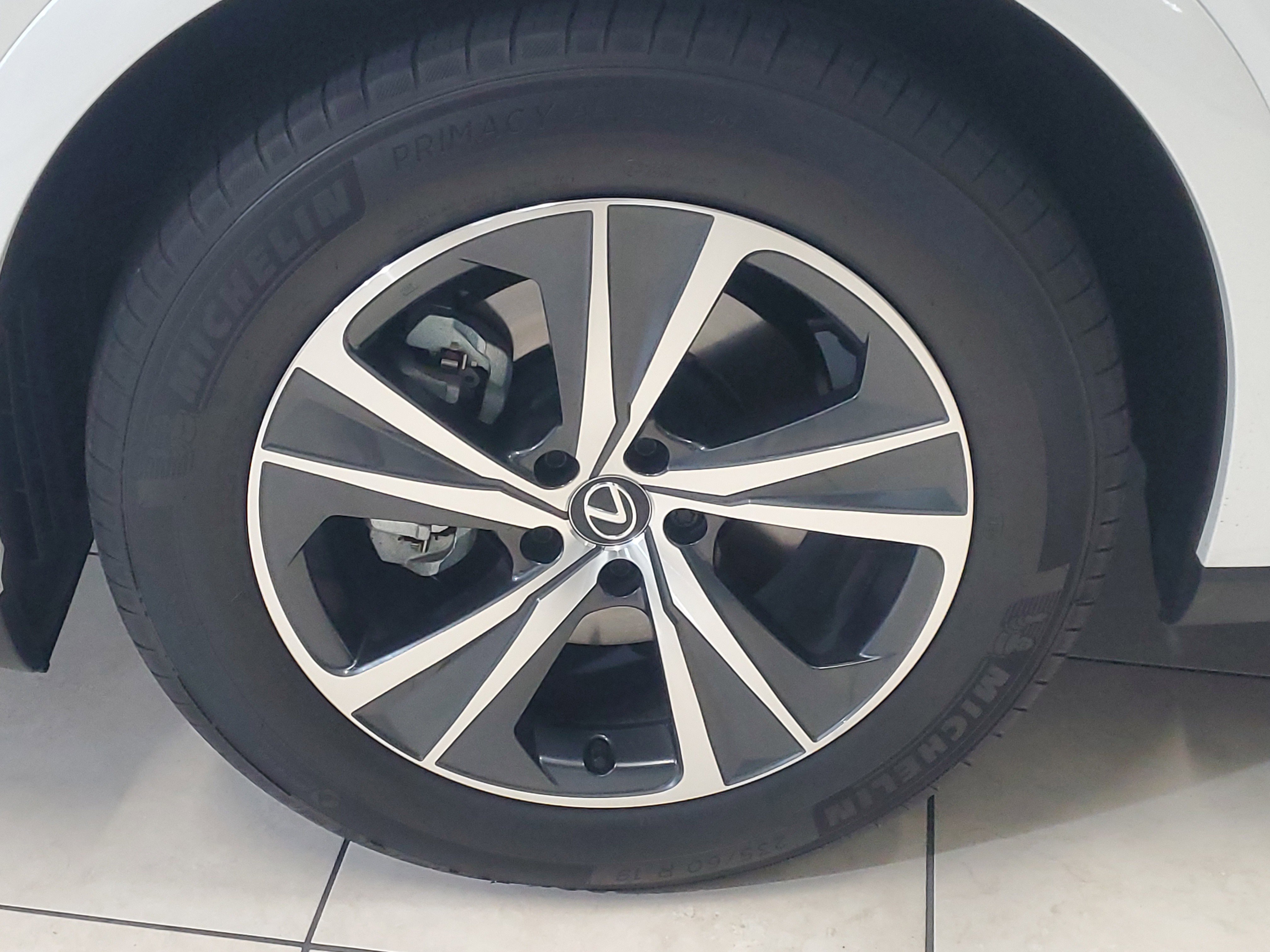 Used 2024 Lexus RX 350h image 5