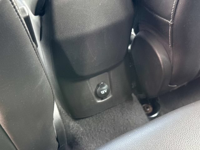Used 2014 Ford Focus Titanium FWD image 13