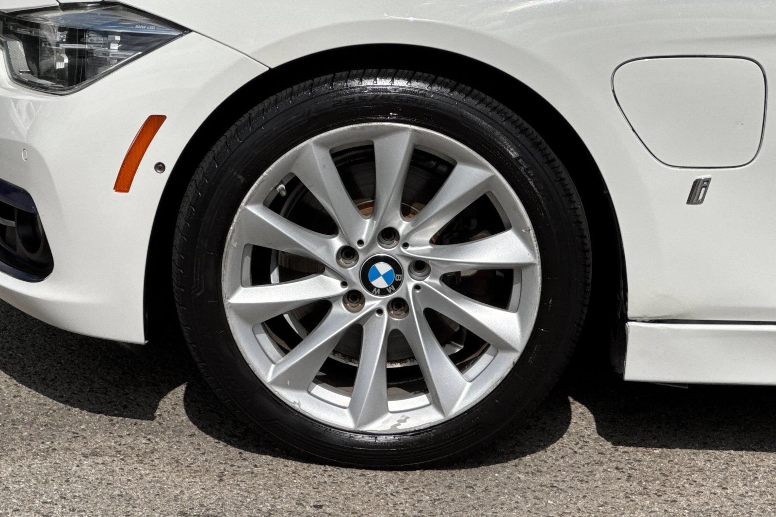 Used 2017 BMW 330e RWD image 26