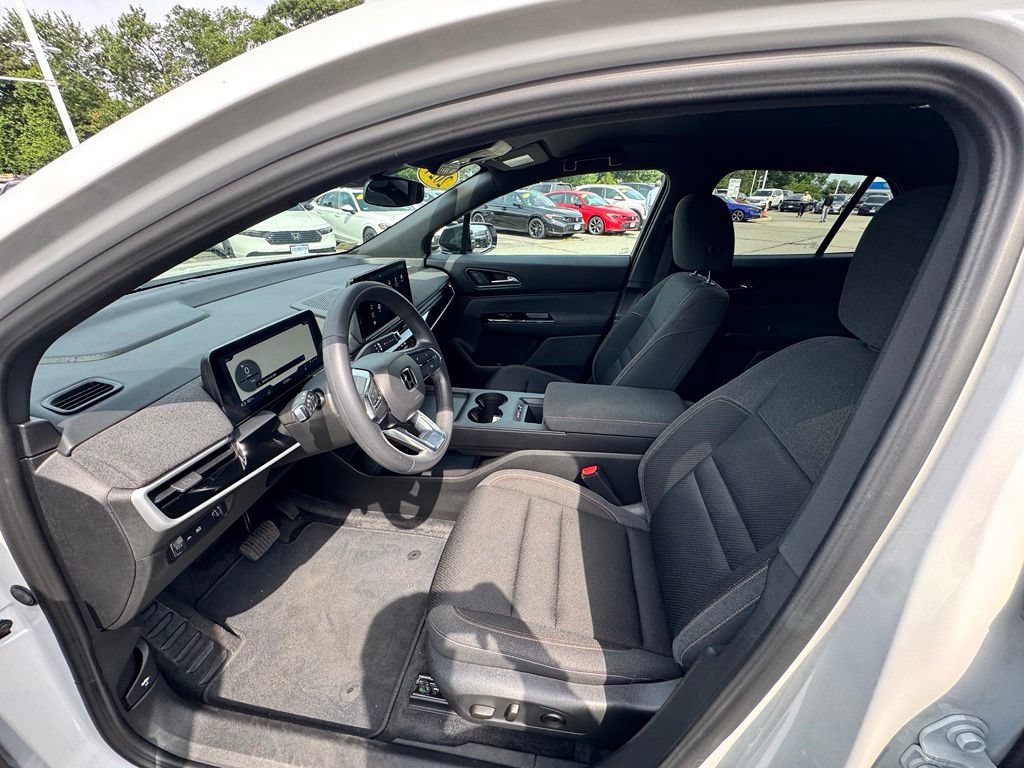 Used 2024 Honda Prologue EX image 9
