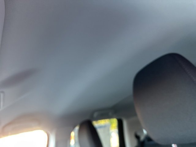 New 2025 Ford Maverick XL image 15