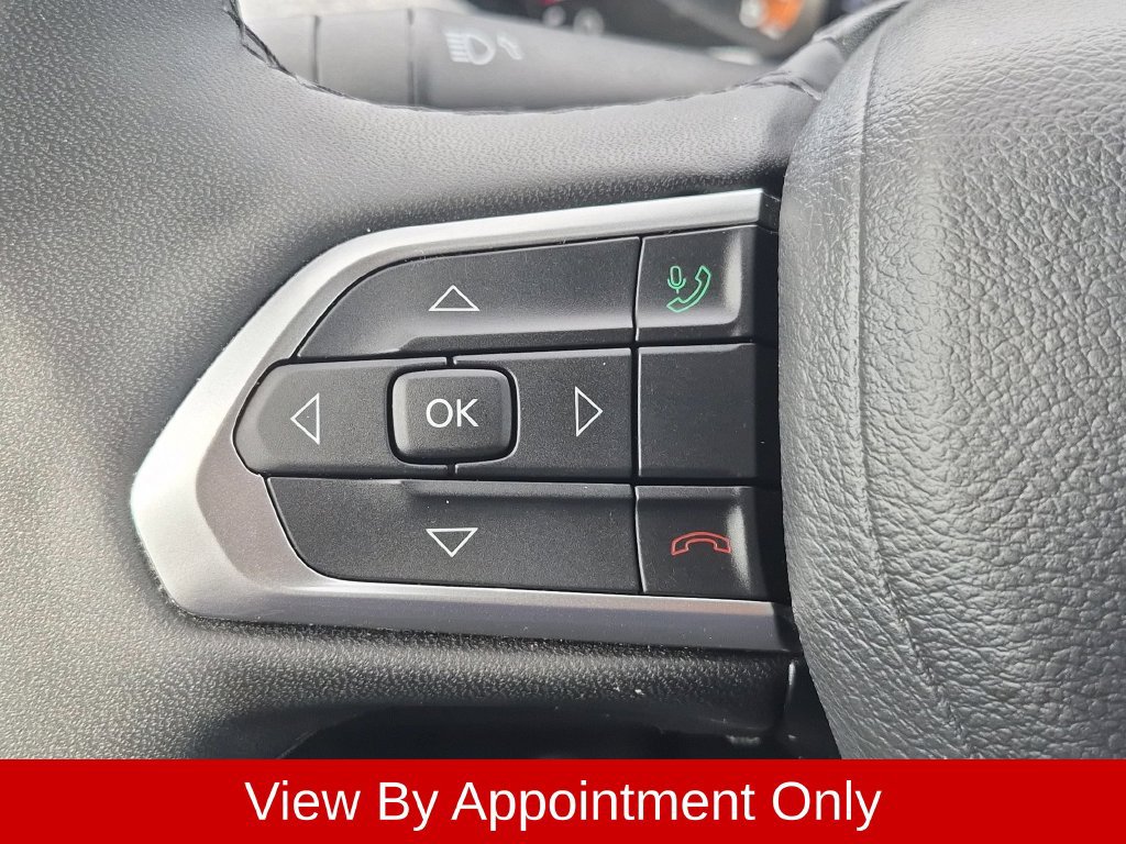 Used 2025 Jeep Compass Latitude AWD/4WD image 20