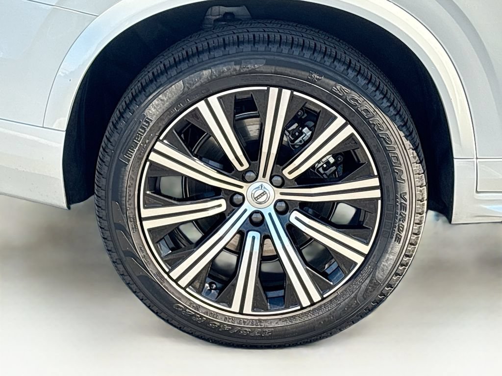 Used 2023 Volvo XC90 B6 Core w/ Protection Package Premier AWD/4WD image 34