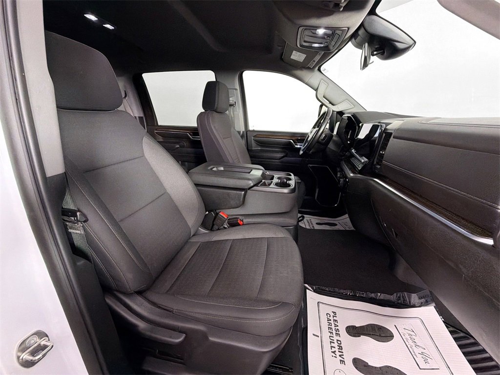 Used 2024 Chevrolet Silverado 2500 LT image 28
