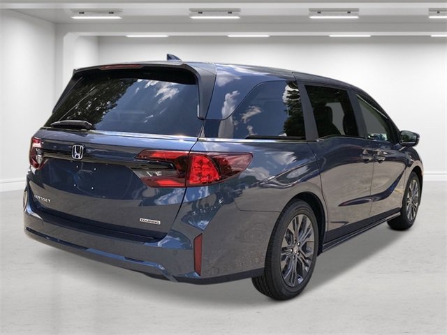 New 2026 Honda Odyssey Touring image 4
