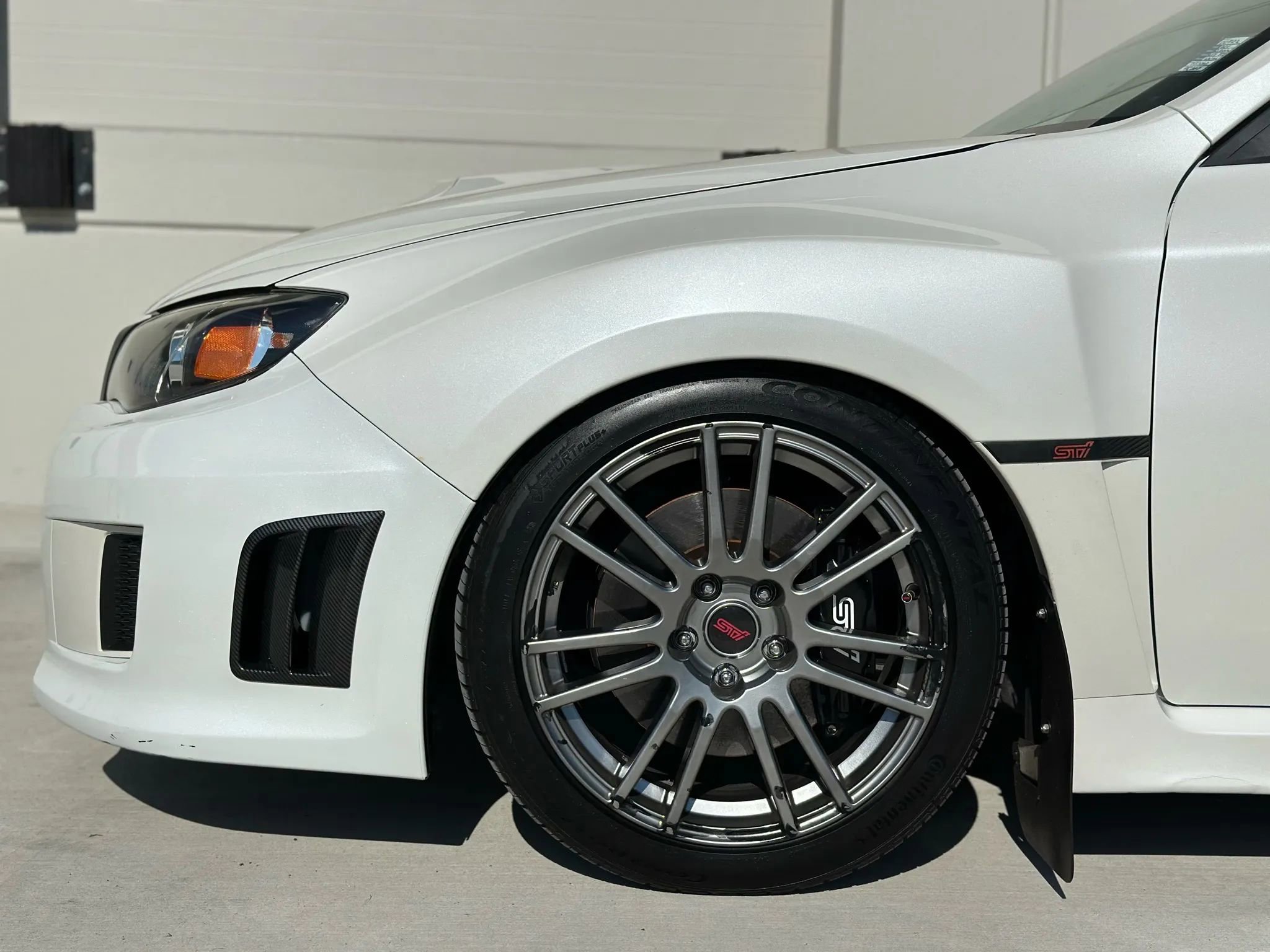 Used 2011 Subaru Impreza WRX STI image 29