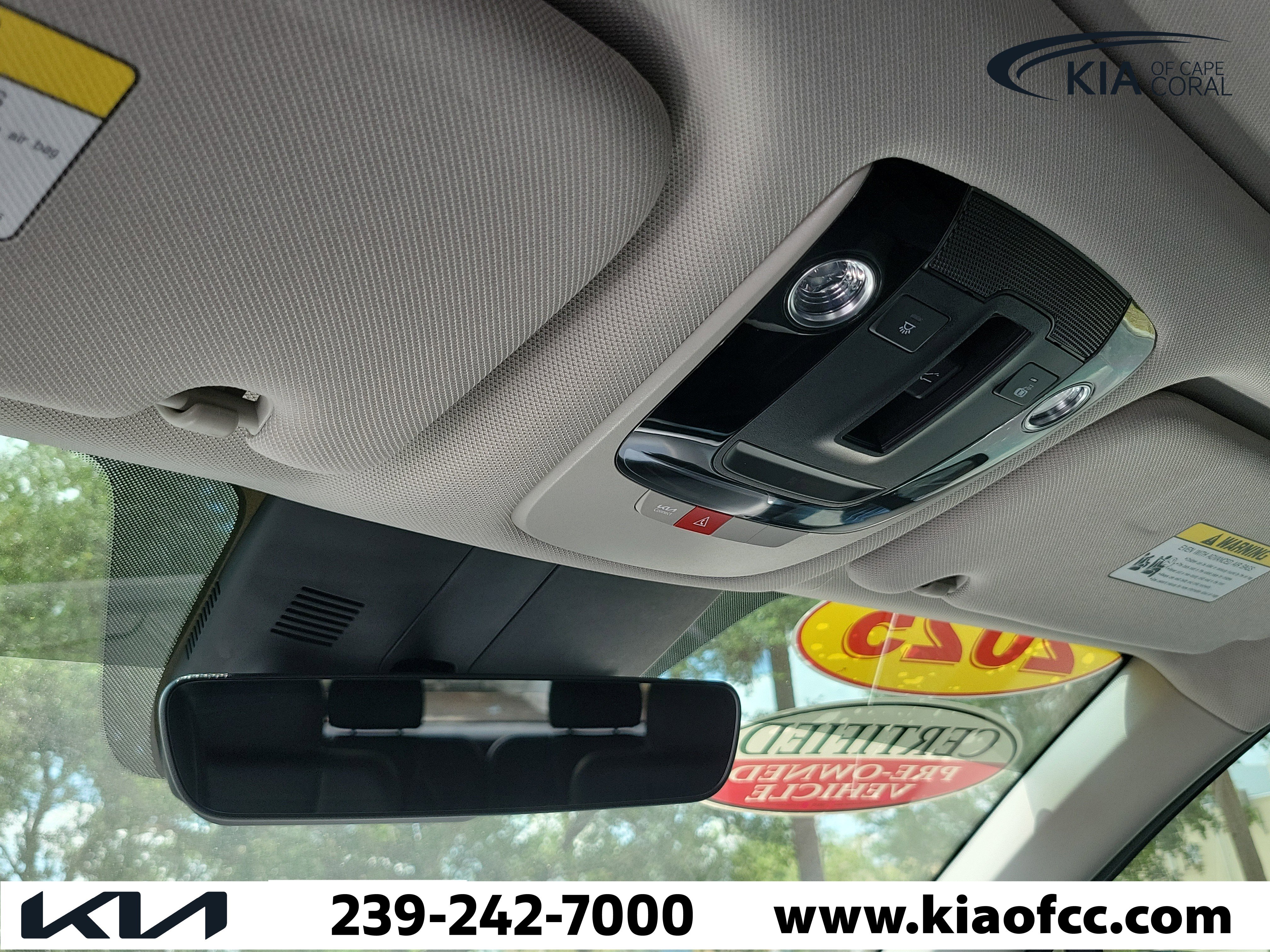 Used 2025 Kia Sorento EX w/ Panoramic Sunroof Package image 28
