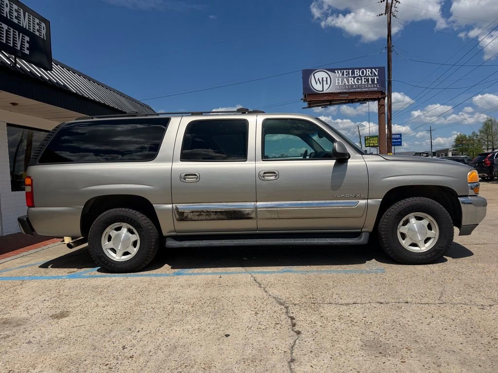Used 2003 GMC Yukon XL SLT w/ 1SC Preferred Equipment Group image 4