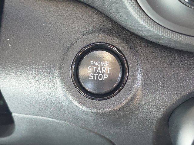 Certified 2024 Hyundai Venue SEL FWD image 11