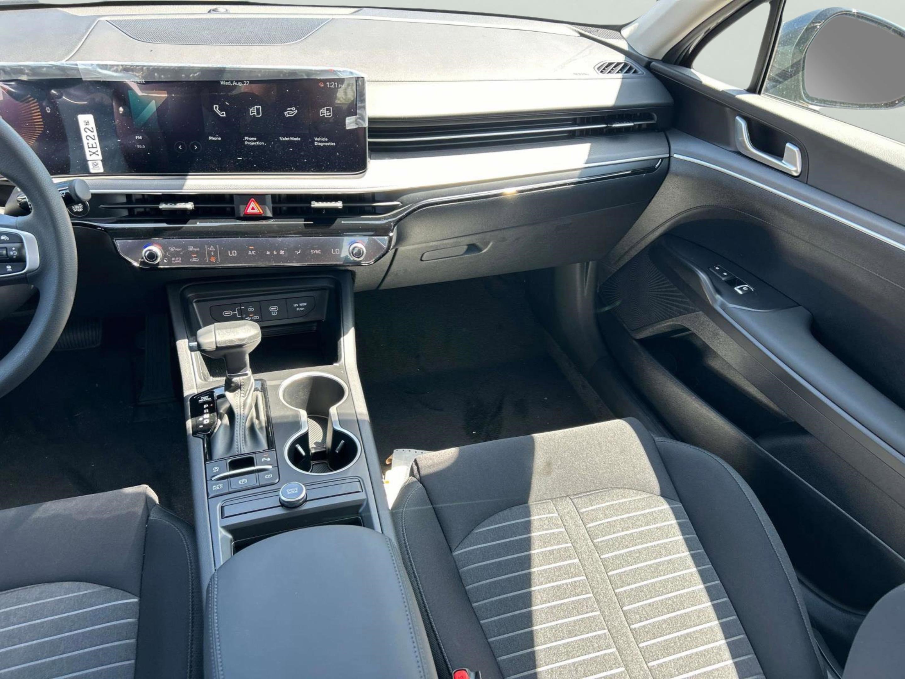 New 2026 Kia K5 LXS image 14