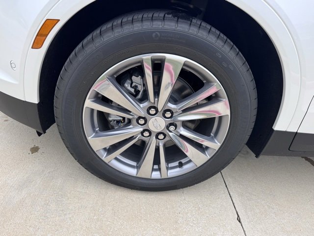 New 2026 Cadillac XT5 Premium Luxury image 9