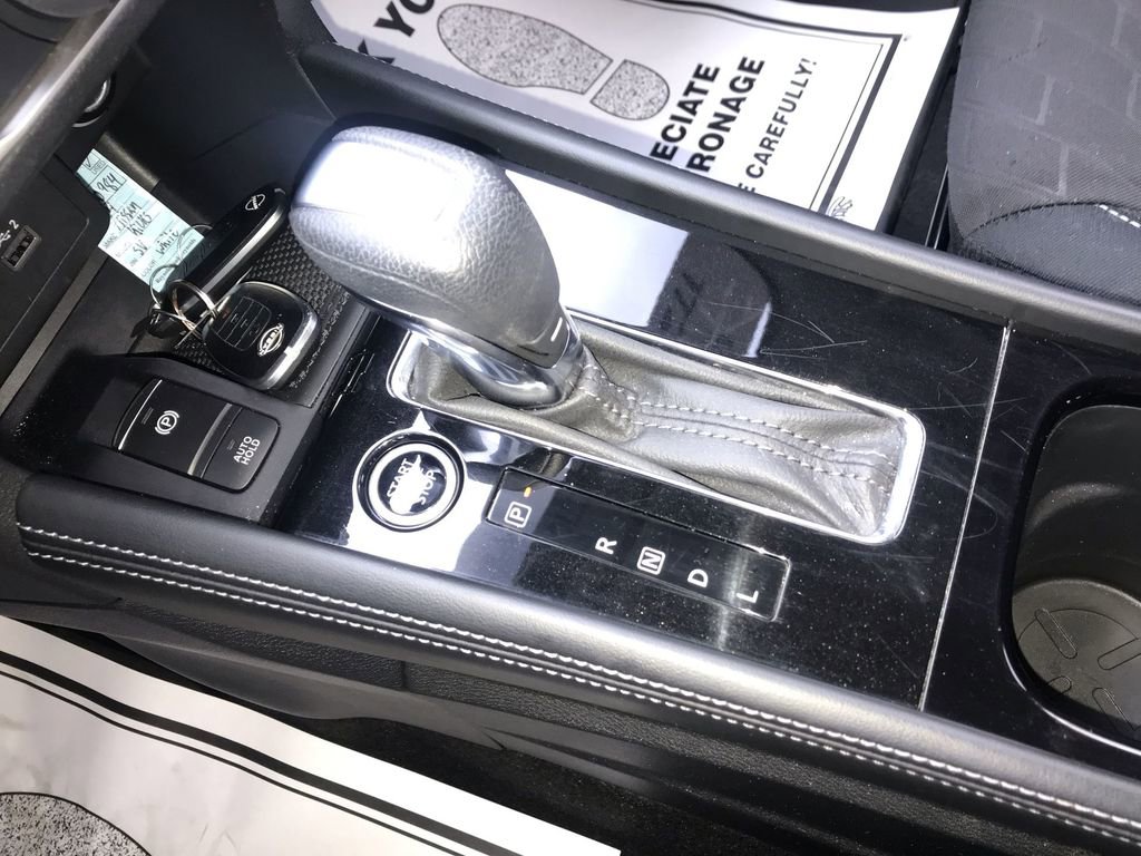 Used 2024 Nissan Kicks SV w/ Interior Electronics Package FWD image 19
