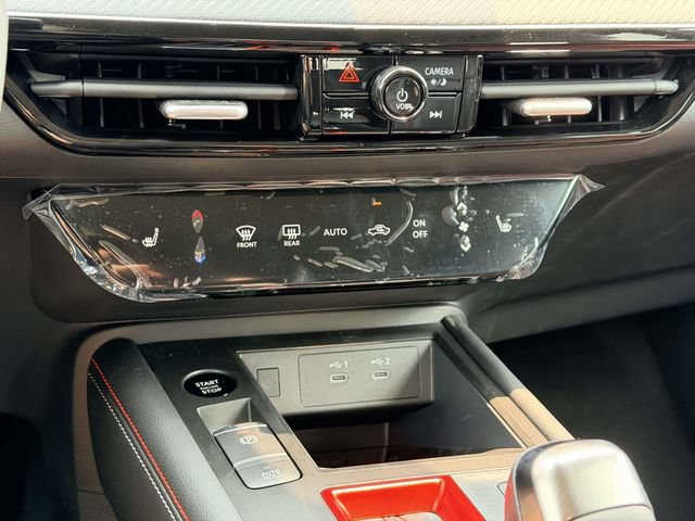 New 2026 Nissan Kicks SR w/ Cold Weather Package FWD image 21