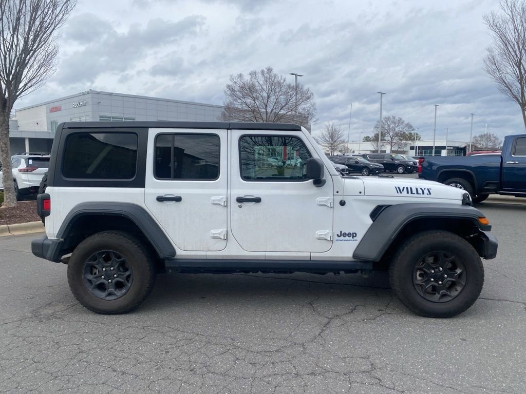 Used 2023 Jeep Wrangler Unlimited image 2