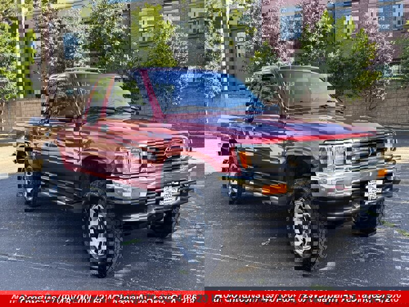 Used 1994 Toyota Pickup SR5 image 1