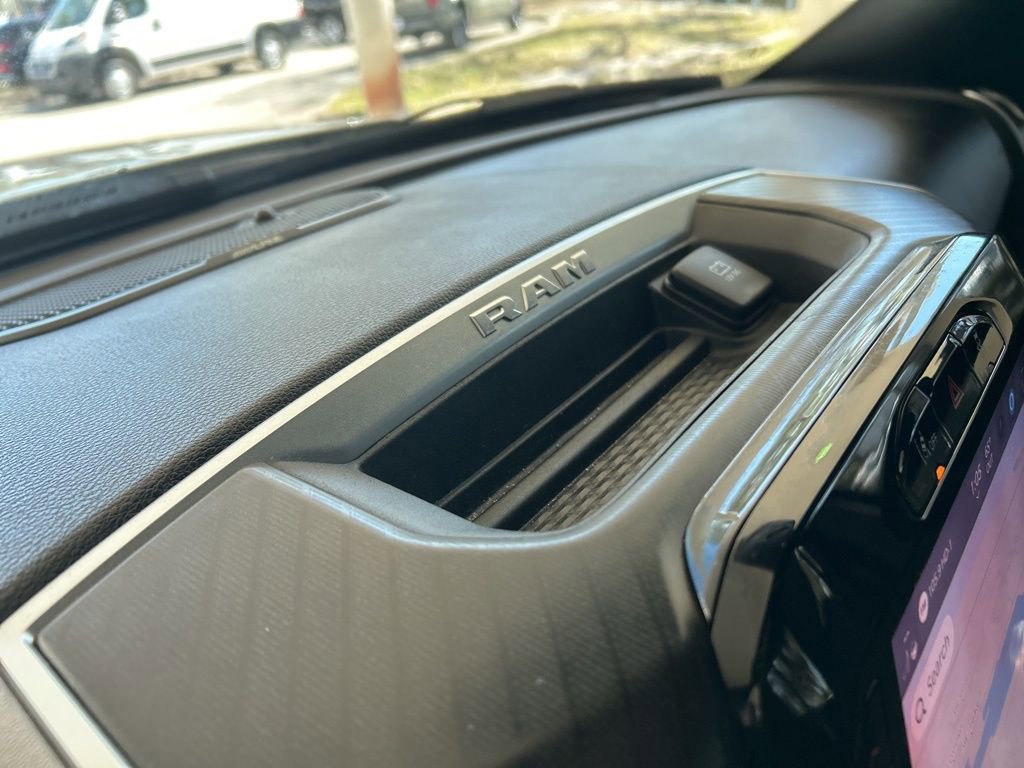 Used 2025 RAM 3500 Big Horn image 45