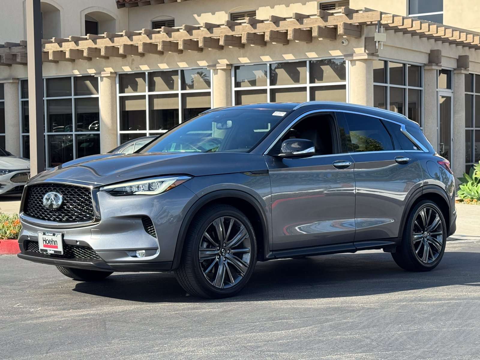 Used 2020 INFINITI QX50 Essential w/ Edition 30 Package FWD image 4