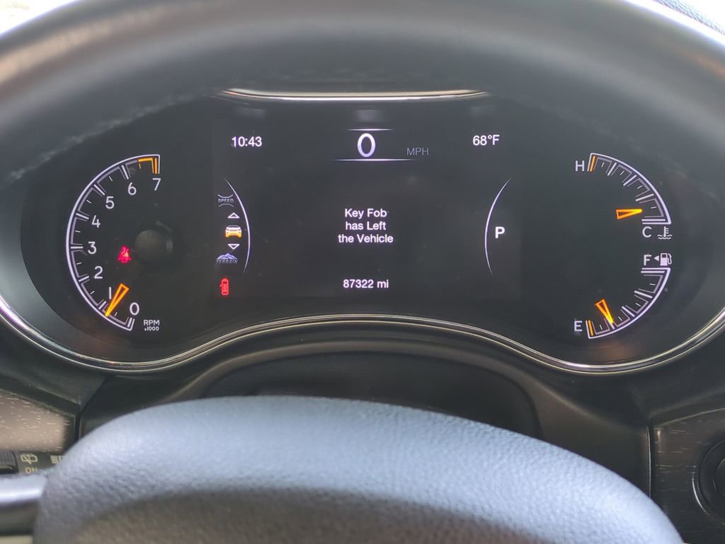 Used 2018 Jeep Grand Cherokee Limited w/ Trailer Tow Group IV AWD/4WD image 29