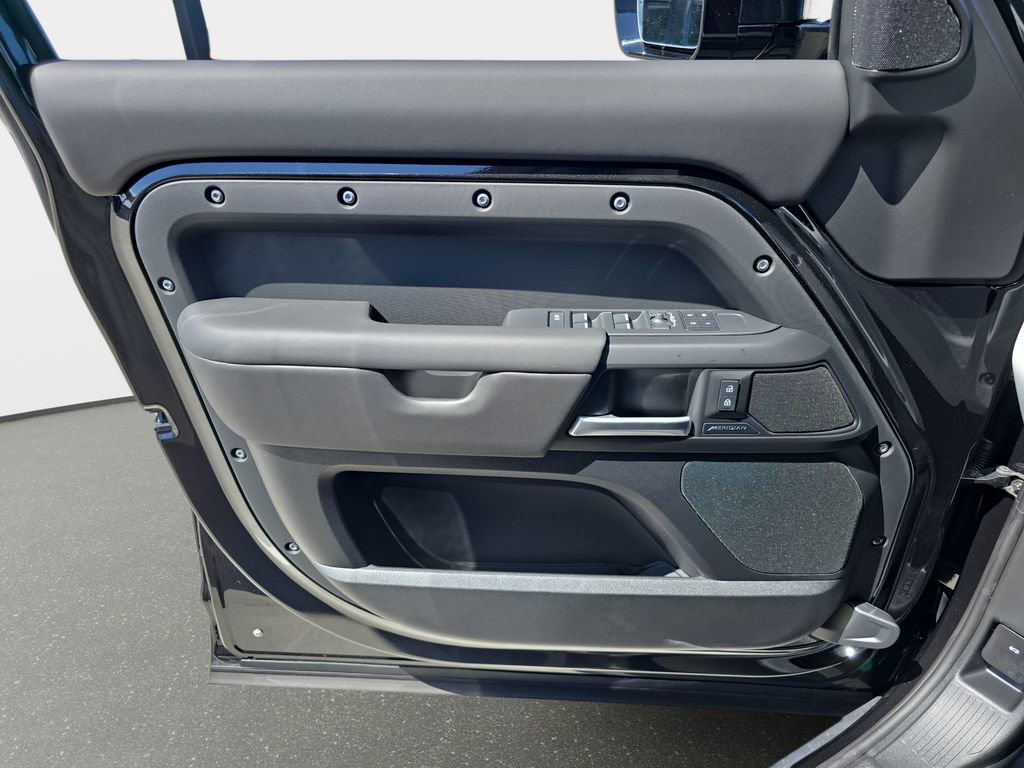 New 2026 Land Rover Defender 110 S AWD/4WD image 27