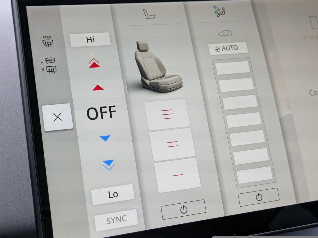 Used 2024 Land Rover Range Rover Evoque S image 25