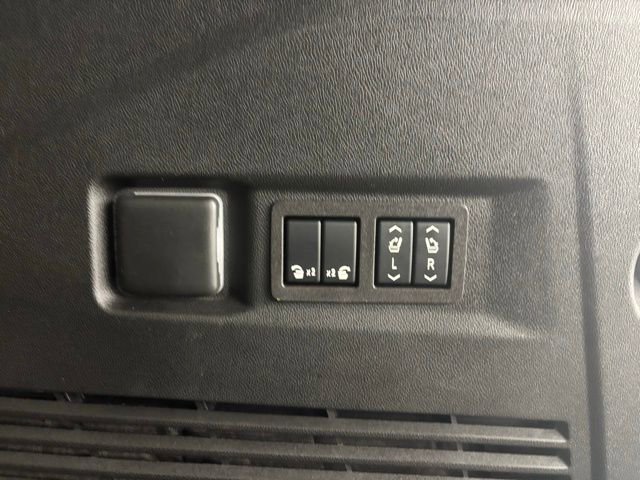 Certified 2024 Chevrolet Tahoe Z71 w/ Luxury Package image 41