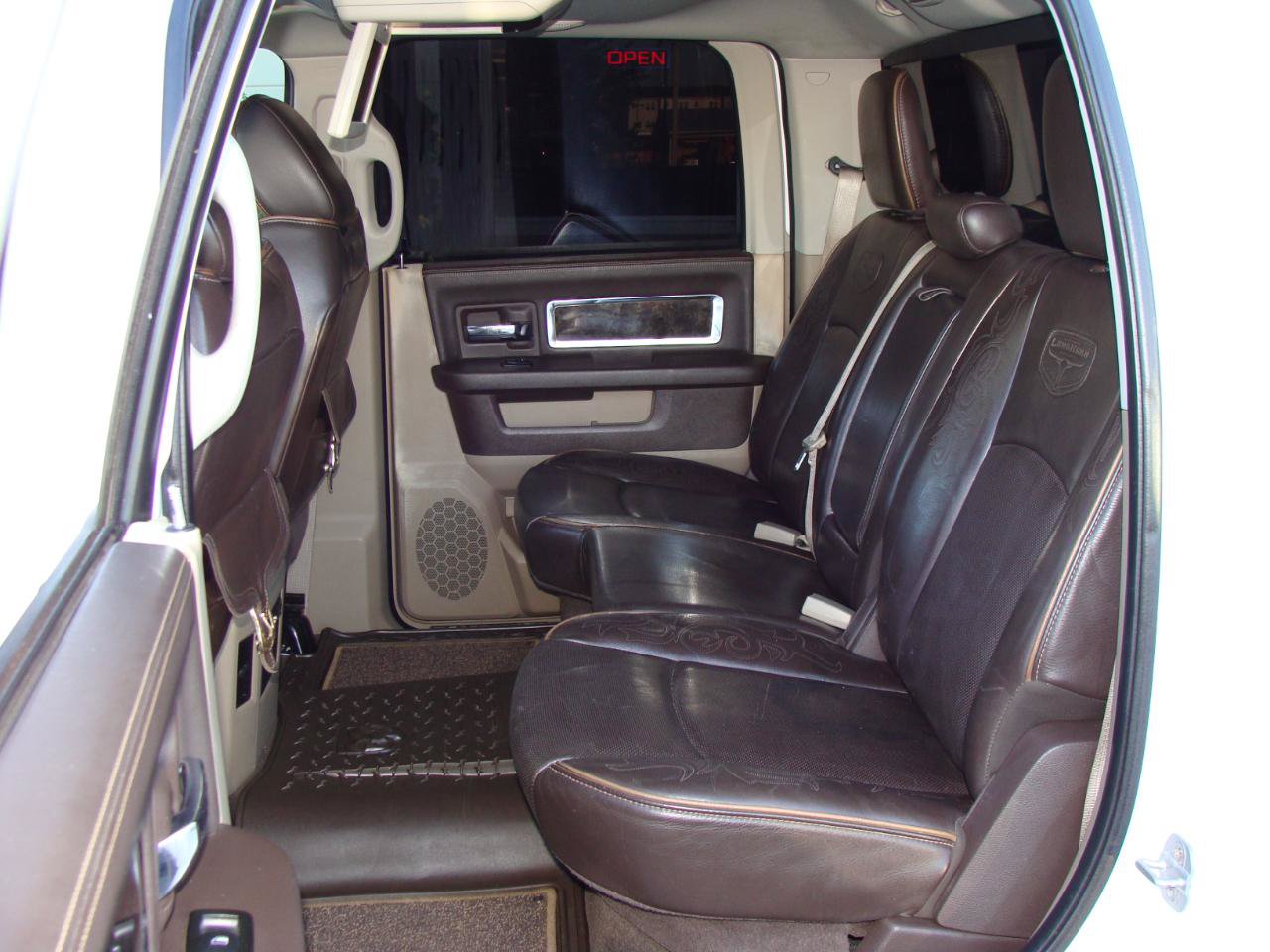 Used 2011 RAM 2500 Longhorn AWD/4WD image 8