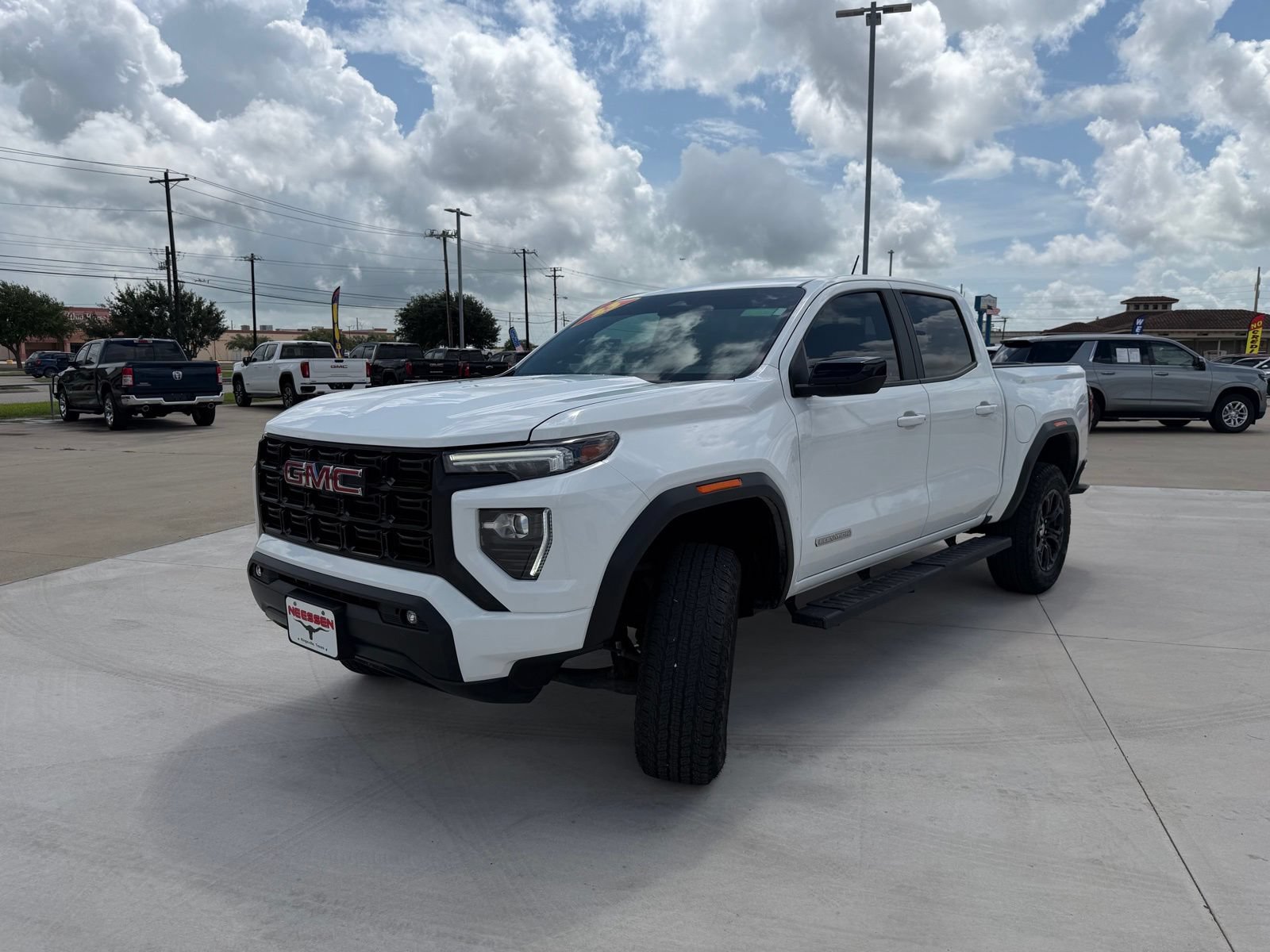 Used 2023 GMC Canyon Elevation w/ Elevation Premium Package RWD image 2