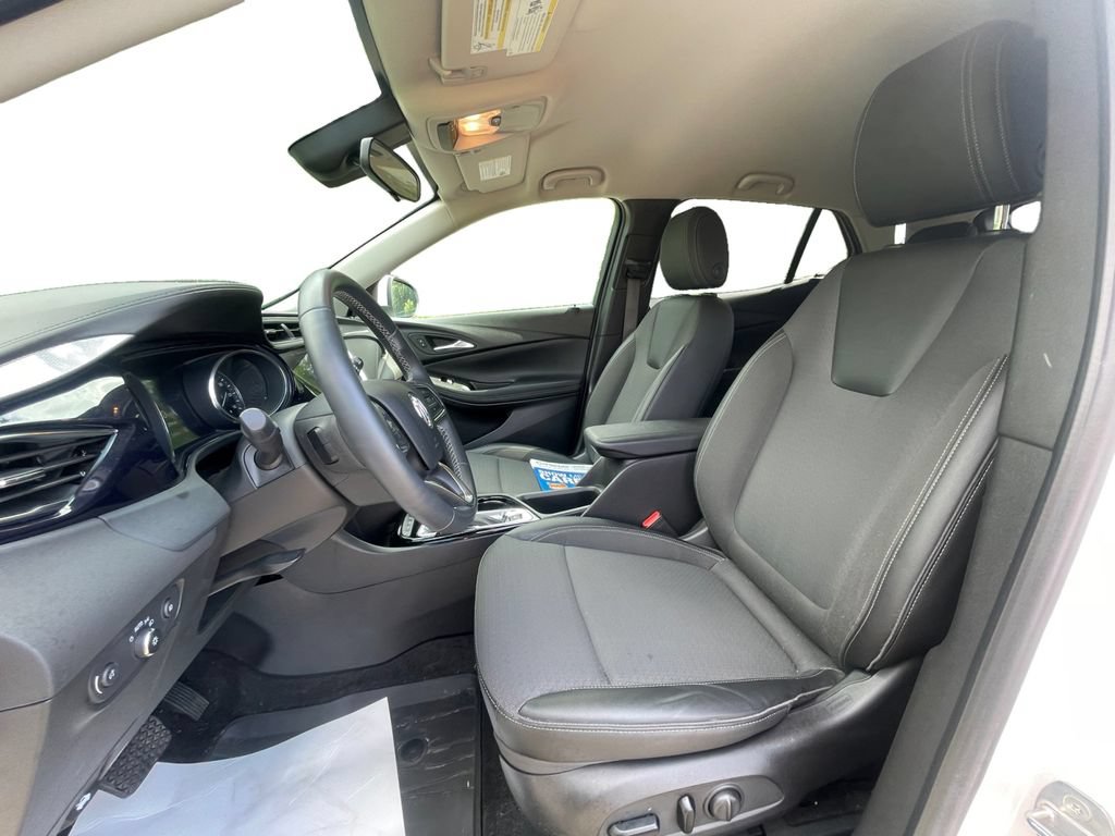 Used 2023 Buick Encore GX Select w/ Sport Touring Package AWD/4WD image 17