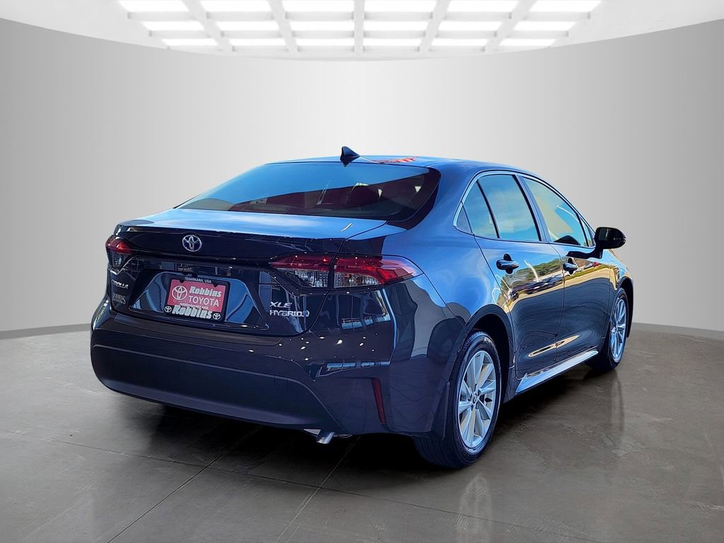 Used 2024 Toyota Corolla XLE image 5